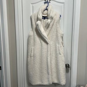 Brand new cream Sherpa long vest